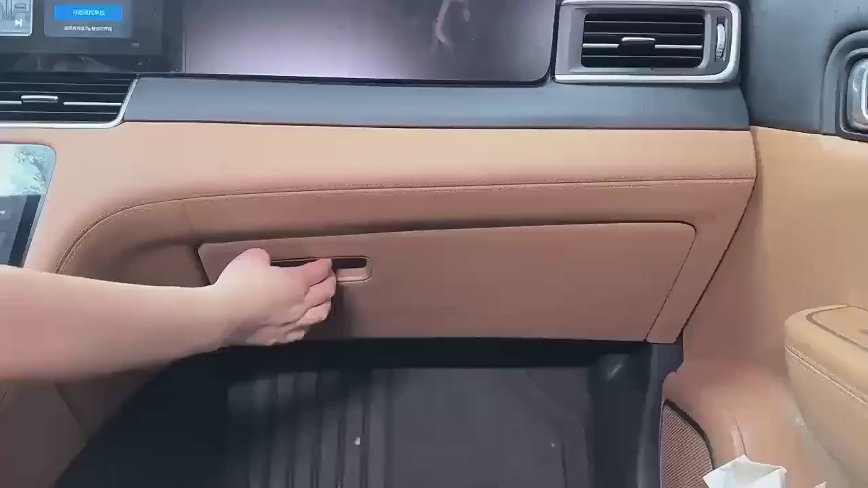 3 in 1 Mini Car Vacuum – Wireless, Rechargeable, Blower & Dust Cleaner for Car & Home